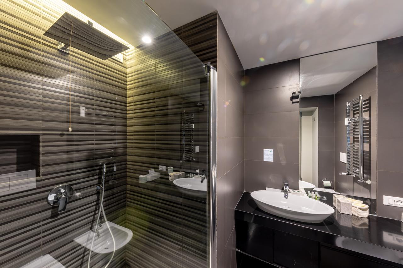 Blue Inn Luxury Suites Rom Exteriör bild